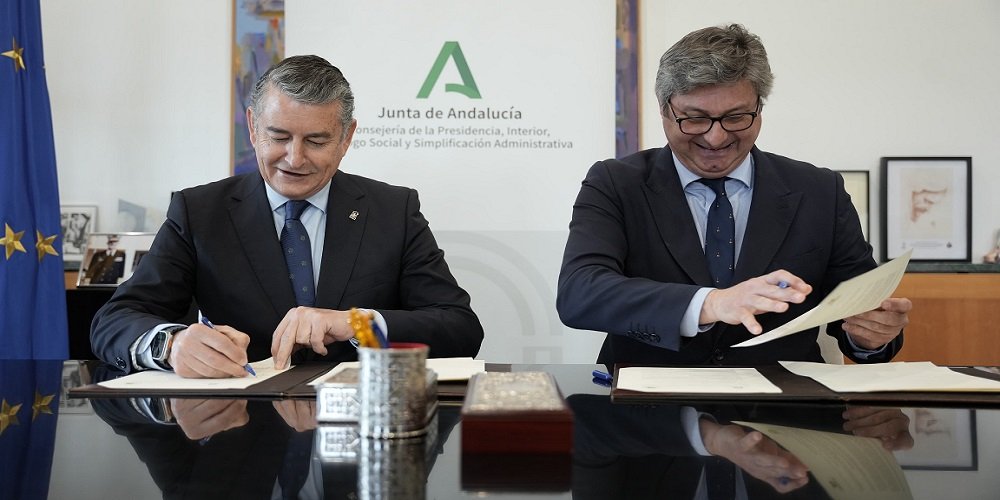 La Junta firma un convenio con ‘Caminos de Pasión’ para estudiar la religiosidad popular en Andalucía