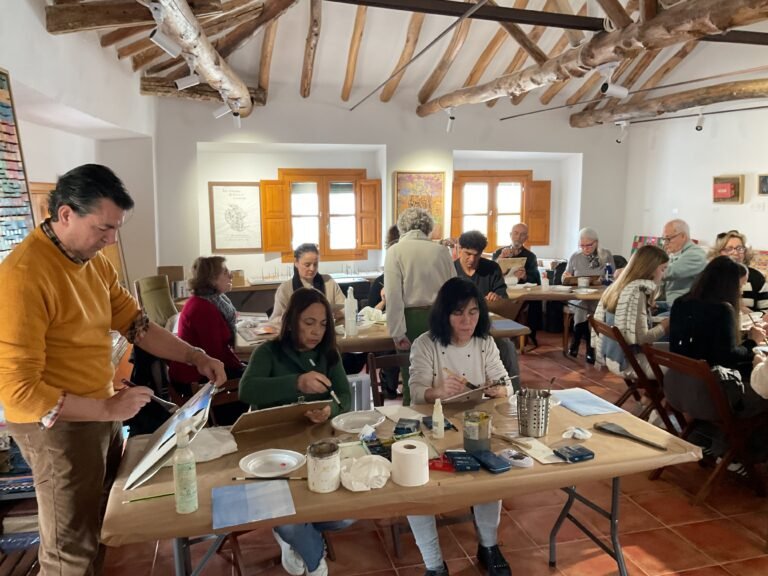 Alipa clausura con éxito de asistencia la exposición ’29 creadoras en Córdoba’