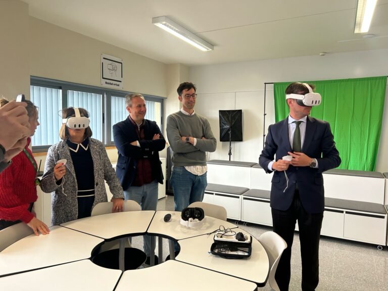 El IES Luis Carrillo de Sotomayor de Baena inaugura su nueva aula AtecA