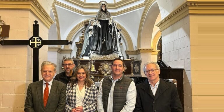 La diputación aporta más de 4.000 euros para la restauración de la imagen de María Magdalena de la cofradía del Dulce Nombre