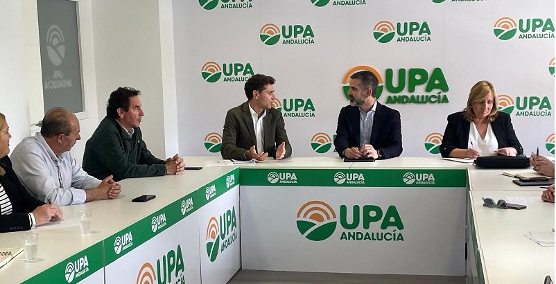 Fernández-Pacheco apuesta por el “trabajo conjunto” con las organizaciones agrarias para afrontar los retos del sector