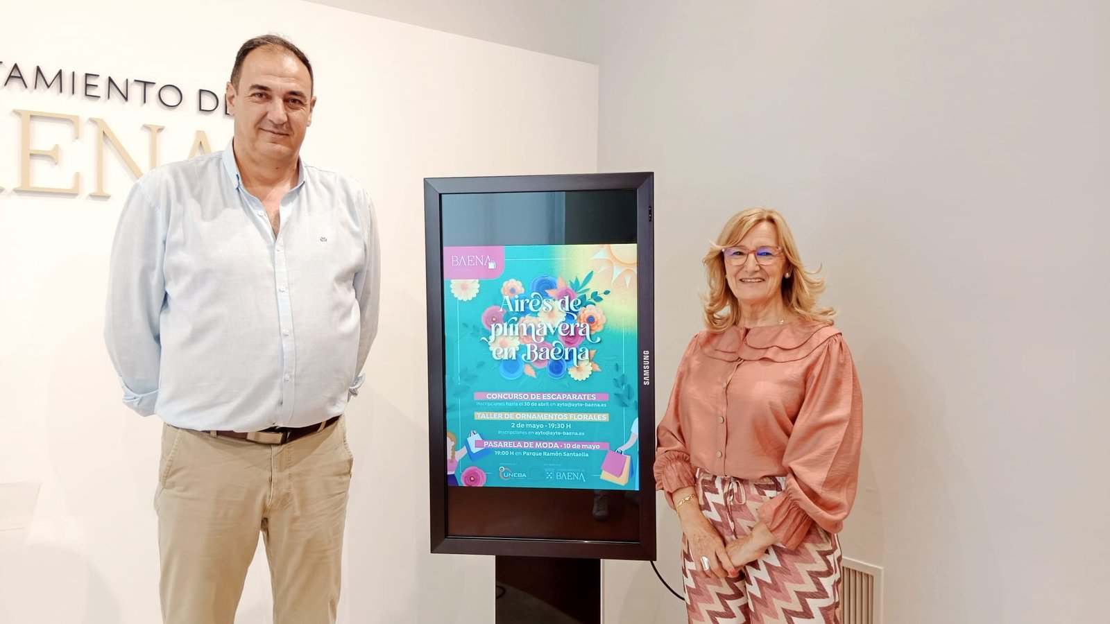 ‘Aires de Primavera’ trae a Baena una pasarela de moda y un taller de ornamentación floral