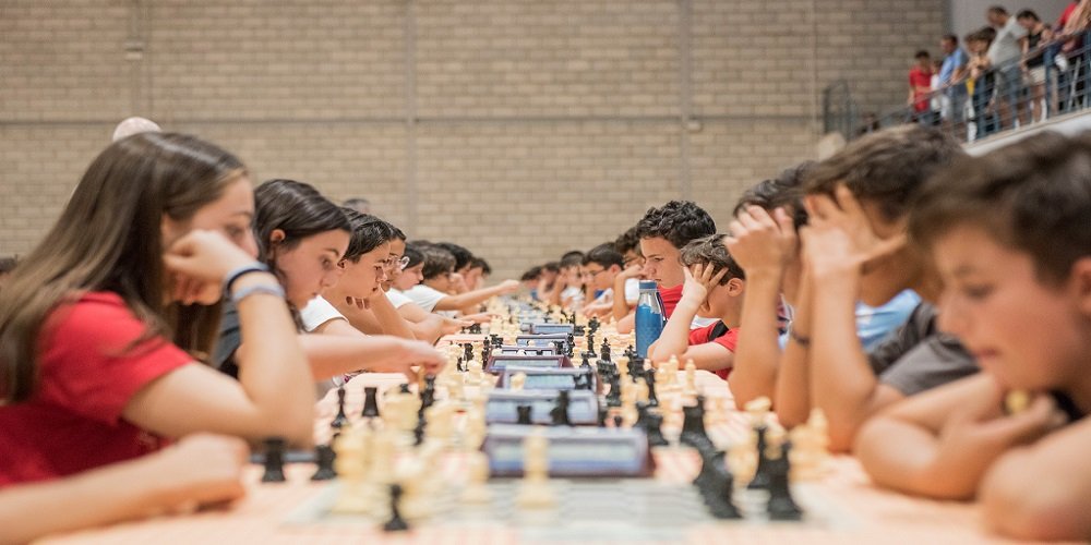 El ajedrez y la petanca se suman a la festividad del 1 de mayo con dos torneos en Baena