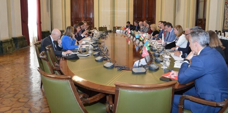 Fernández-Pacheco urge a Planas a defender una PAC “fuerte y robusta”, con mayor presencia de las regiones en su elaboración