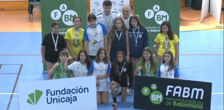 Histórico subcampeonato del equipo alevín femenino del CBM Iponuba en la II Copa de Andalucía de Balonmano Base