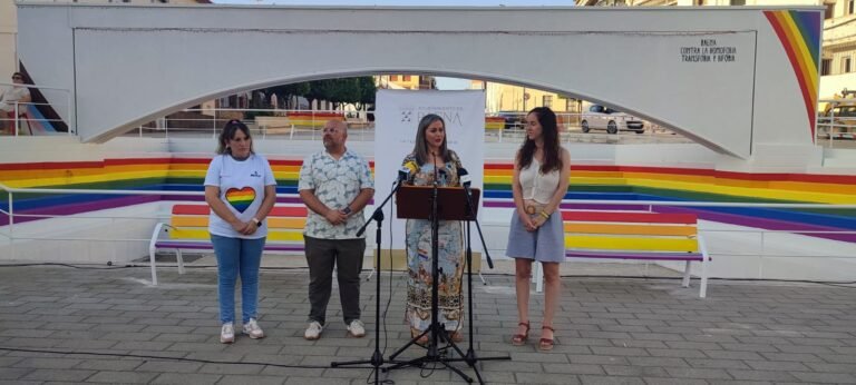 La alcaldesa de Baena denuncia presuntos delitos de odio, injurias y calumnias por comentarios en redes sociales