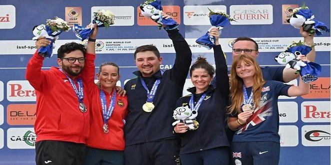 Fátima Gálvez y Alberto Fernández se cuelgan en Lonato la medalla de plata en el trap mixto de la Copa del Mundo