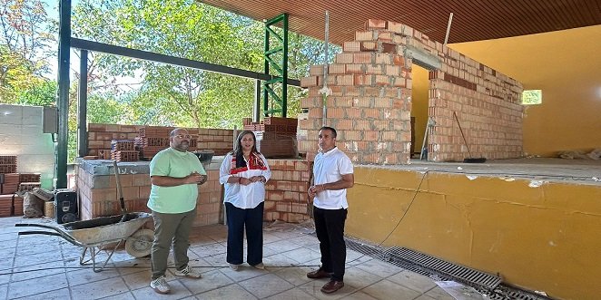 La Caseta Municipal de Baena contará con tres camerinos tras una inversión de 37.000 euros