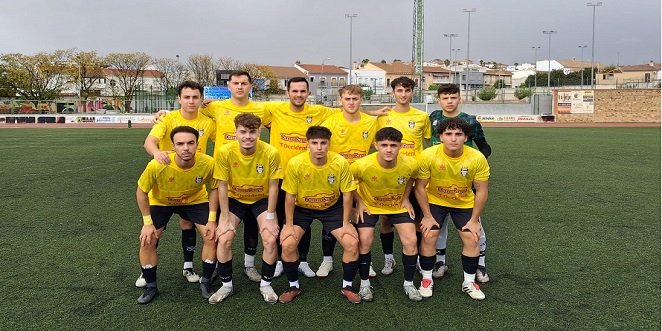 El Atlético Baenense vuelve “a lo grande” con victoria y goleada en su debut liguero