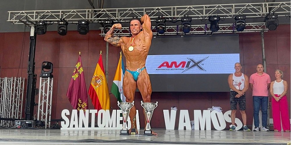 El culturista baenense Paco Moyano se proclama campeón absoluto en el X Campeonato Nacional ‘Vamos A+’ de Santomera