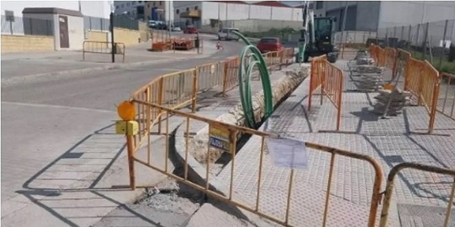 Endesa refuerza el suministro eléctrico de Baena con una nueva línea