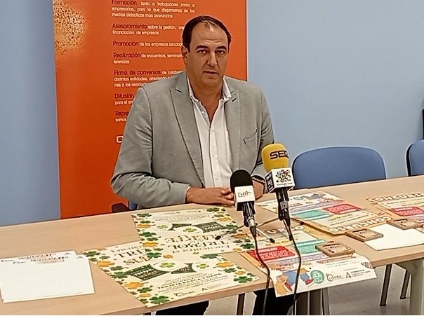 Uneba inicia dos nuevas campañas dirigidas fomentar la compra en los comercios de la localidad