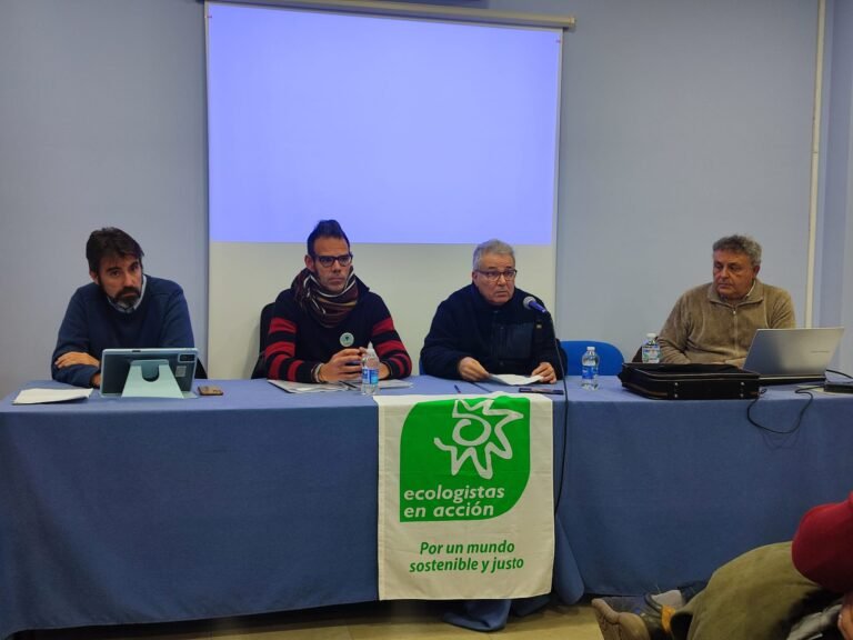 Las promotoras de la planta de biogás en Baena ofrecen la creación de una comisión informativa y de seguimiento