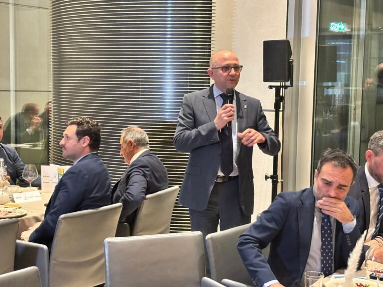 Andalucía reivindica en Europa el modelo de la PAC actual y exige protección ante el acuerdo con Mercosur