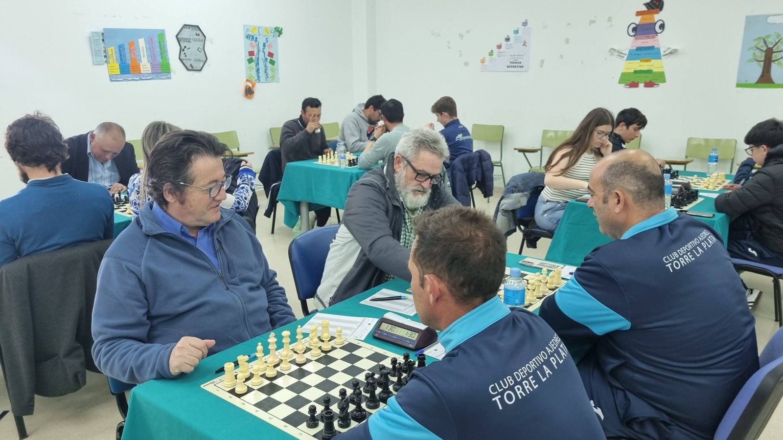 El Club Ajedrez ‘Ruy López A’ de Baena mantiene la categoría de Preferente en la última jornada del Campeonato Provincial por Equipos