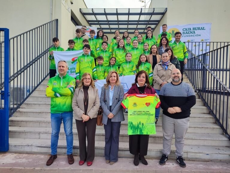 El IES ‘Luis Carrillo de Sotomayor’ busca apoyo económico para competir en el Campeonato de España de Orientación