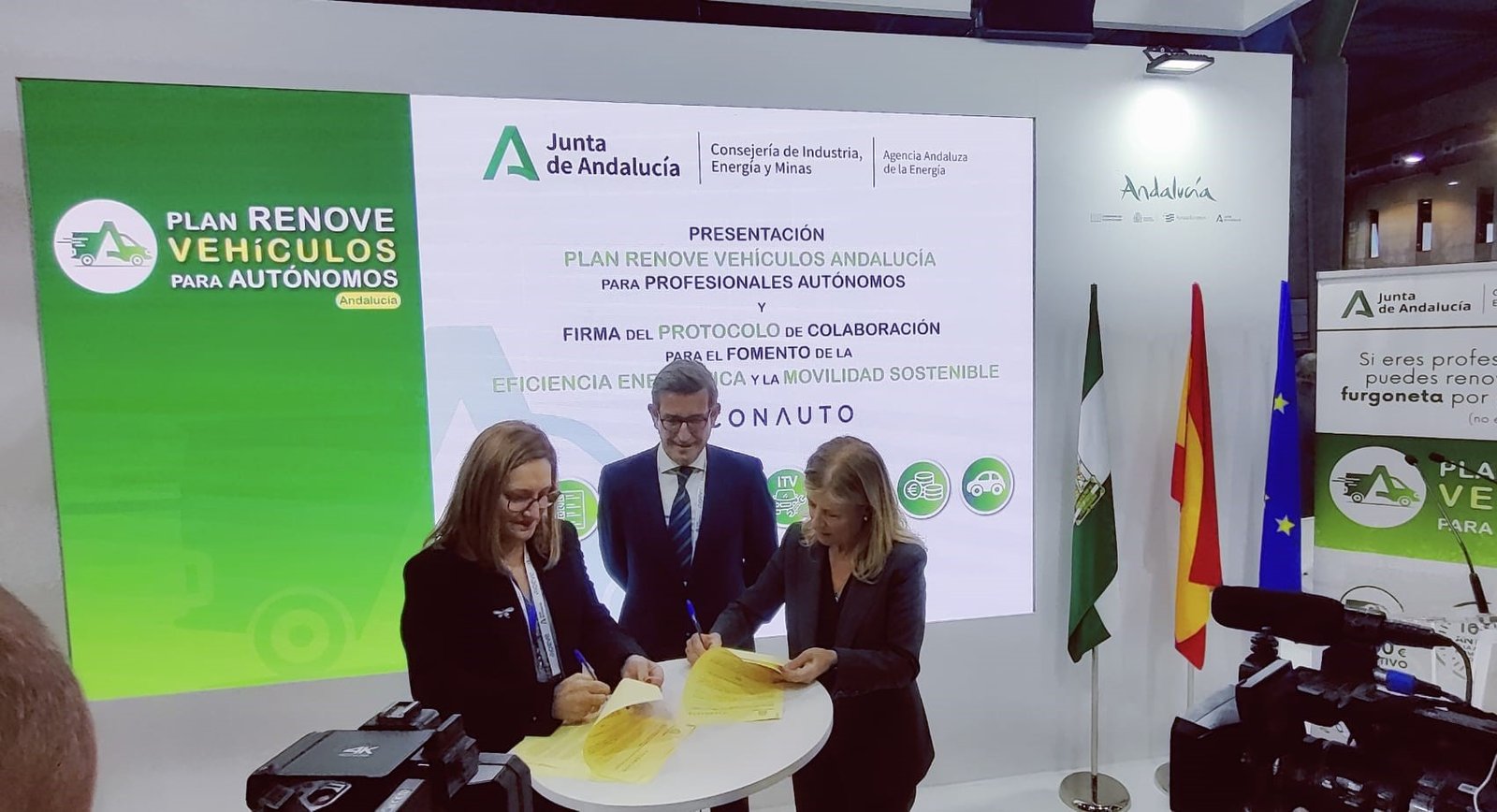 La Junta concederá 3.000 euros de ayuda a los autónomos andaluces con su Plan Renove de vehículos