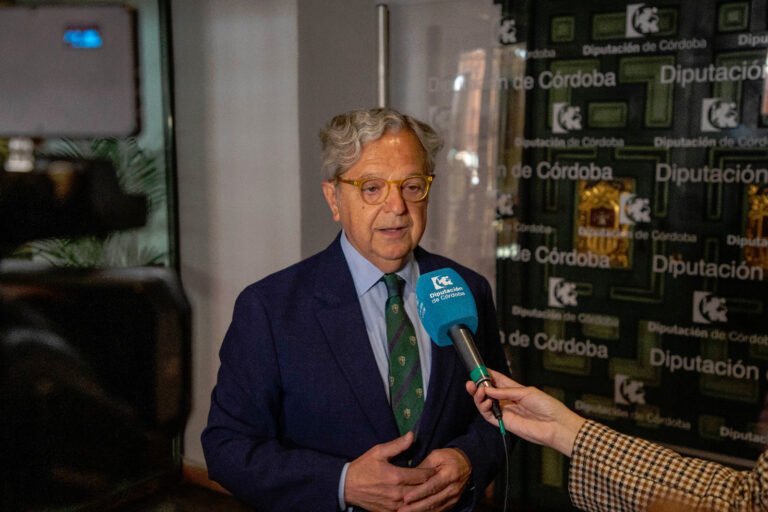 La red de abastecimiento de agua de Baena será renovada por la Diputación junto a otras siete localidades