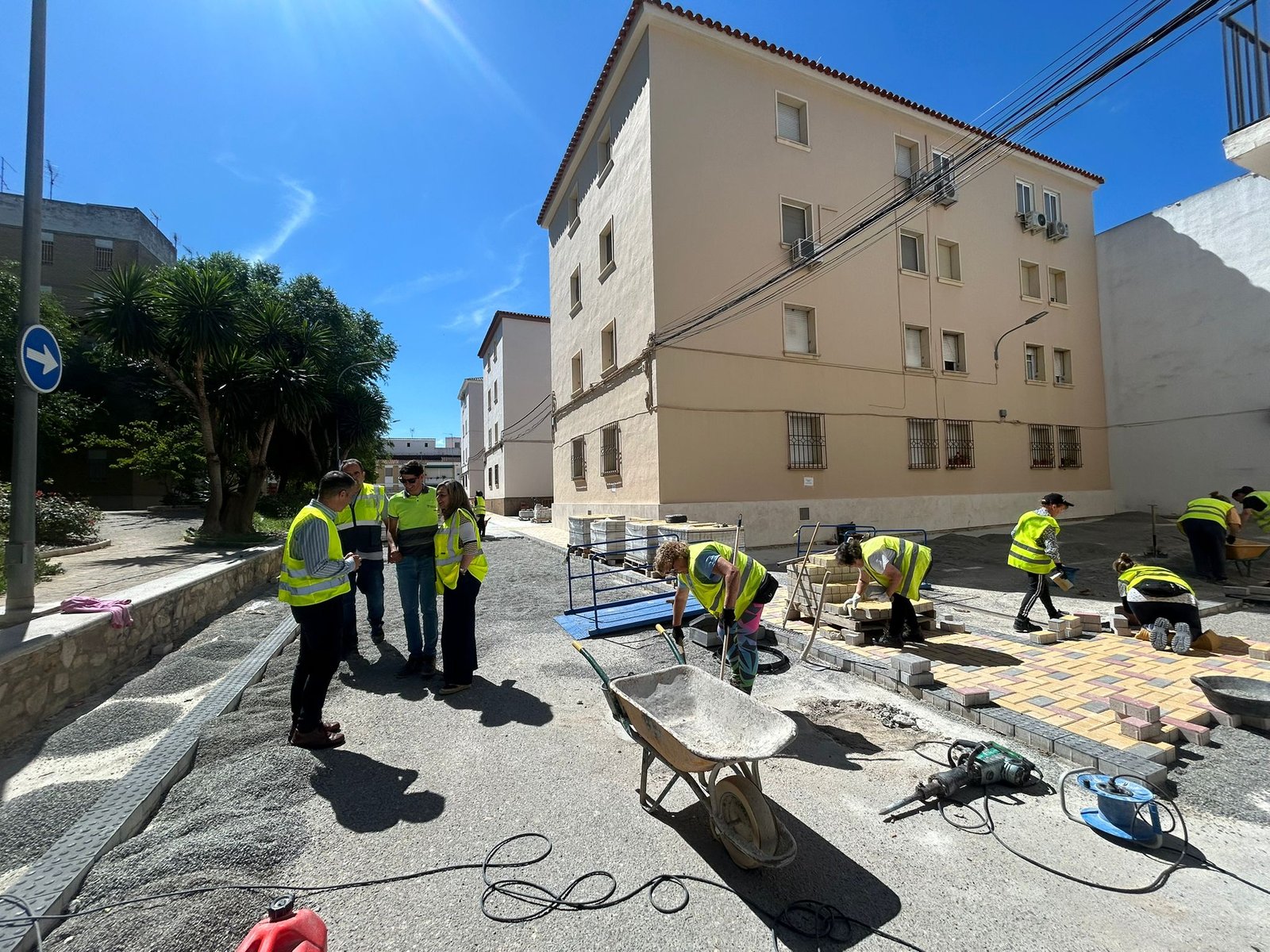 Las obras de reurbanización en la calle Poeta Carrillo de Sotomayor estarán finalizadas para septiembre