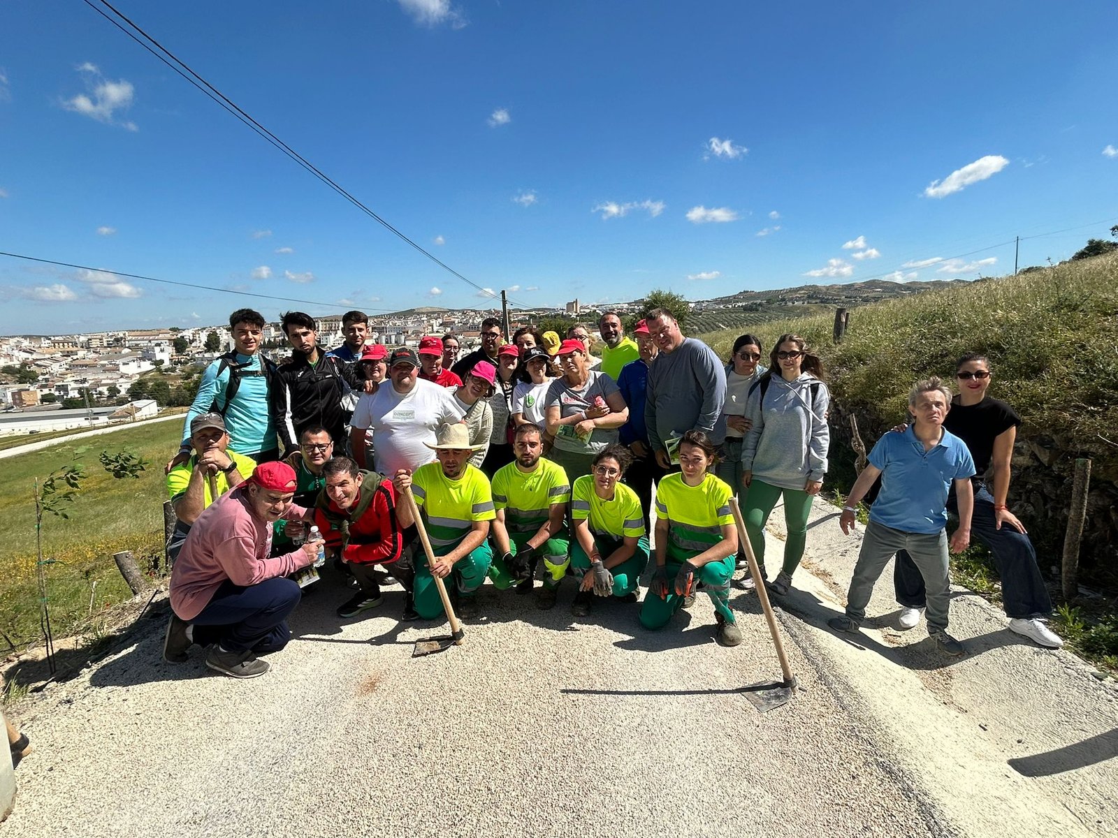 Baena celebra el Día Nacional de las Vías Verdes con una jornada inclusiva junto a los alumnos de Futuro Singular