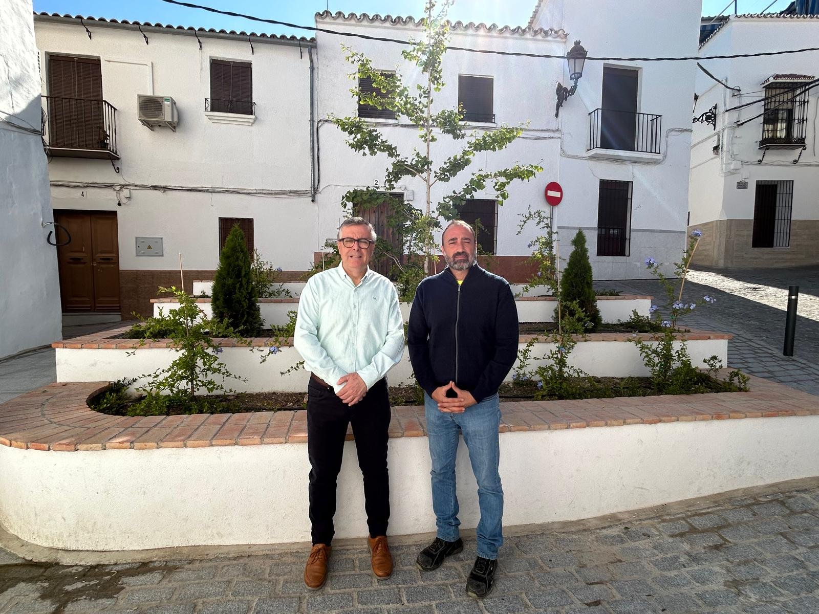 Baena recupera dos solares municipales en la Puerta de Córdoba como nuevo espacio de convivencia vecinal