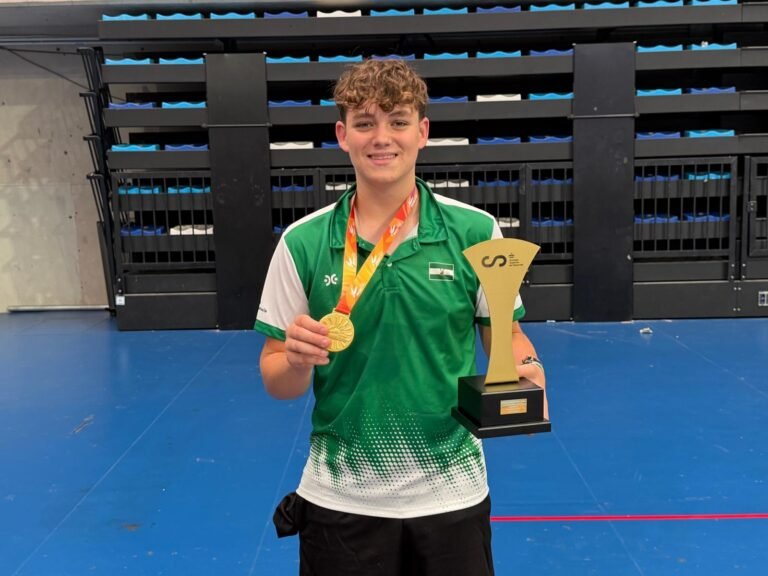 Raúl Molina se proclama campeón de España con la selección andaluza cadete de bádminton