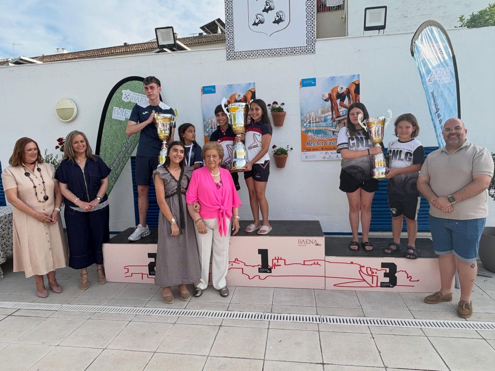 El Club Natación Baena se cuelga siete medallas en una nueva exhibición del Navial en el Trofeo ‘Melchor Castro Luque’