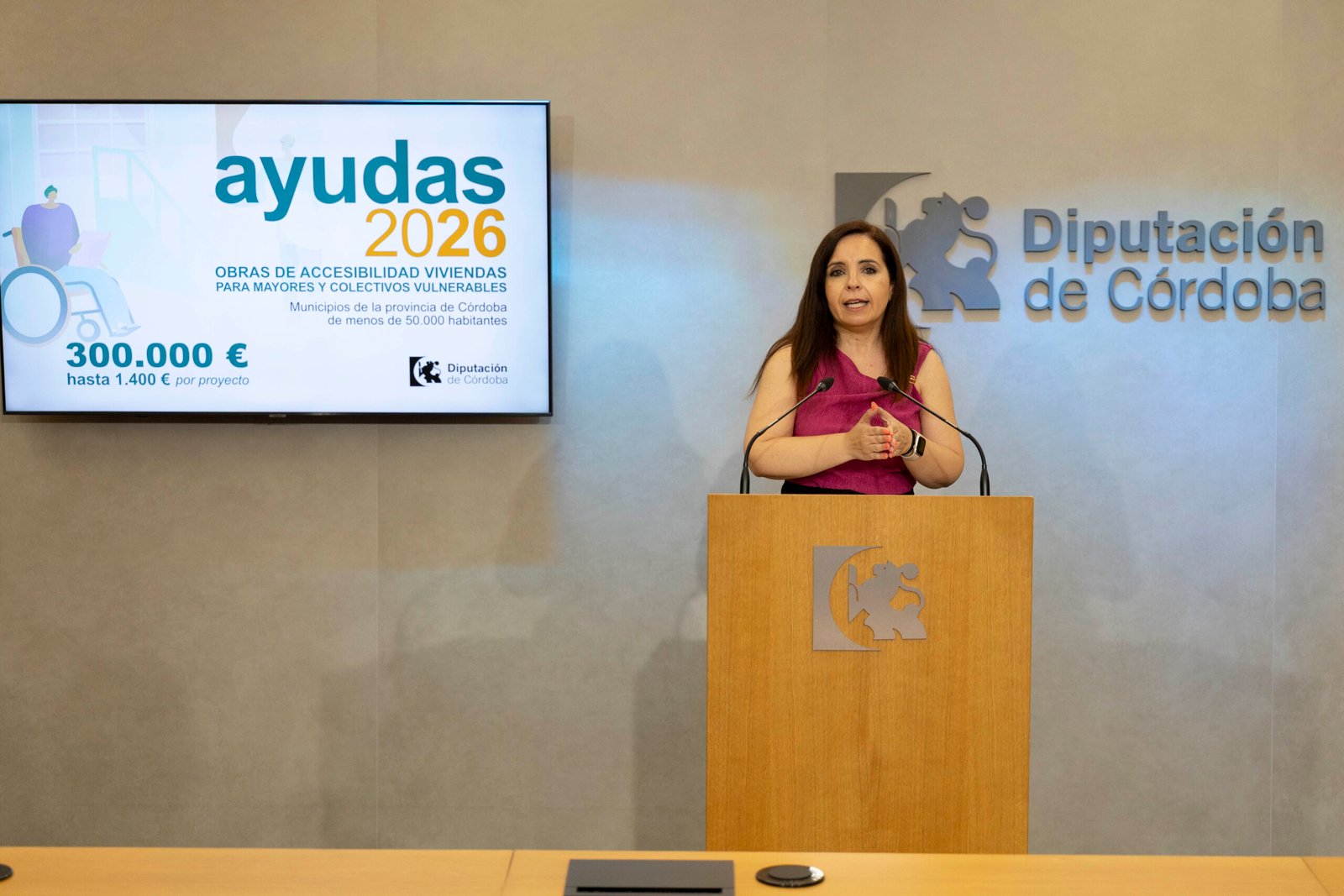 La Diputación destina 300.000 euros para mejorar la accesibilidad en viviendas de personas vulnerables
