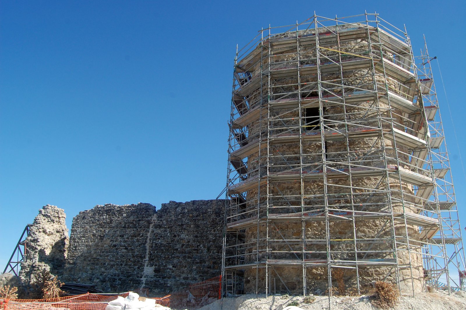 Patrimonio da luz verde a la estabilización de la Torre Norte del Castillo de Torreparedones