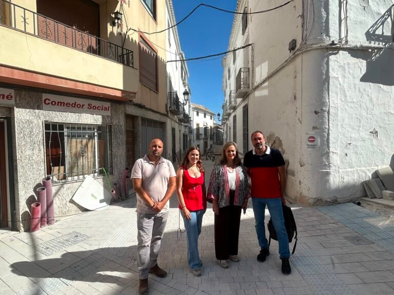 Las obras de reurbanización de Amador de los Ríos avanzan en plazo y finalizarán en noviembre