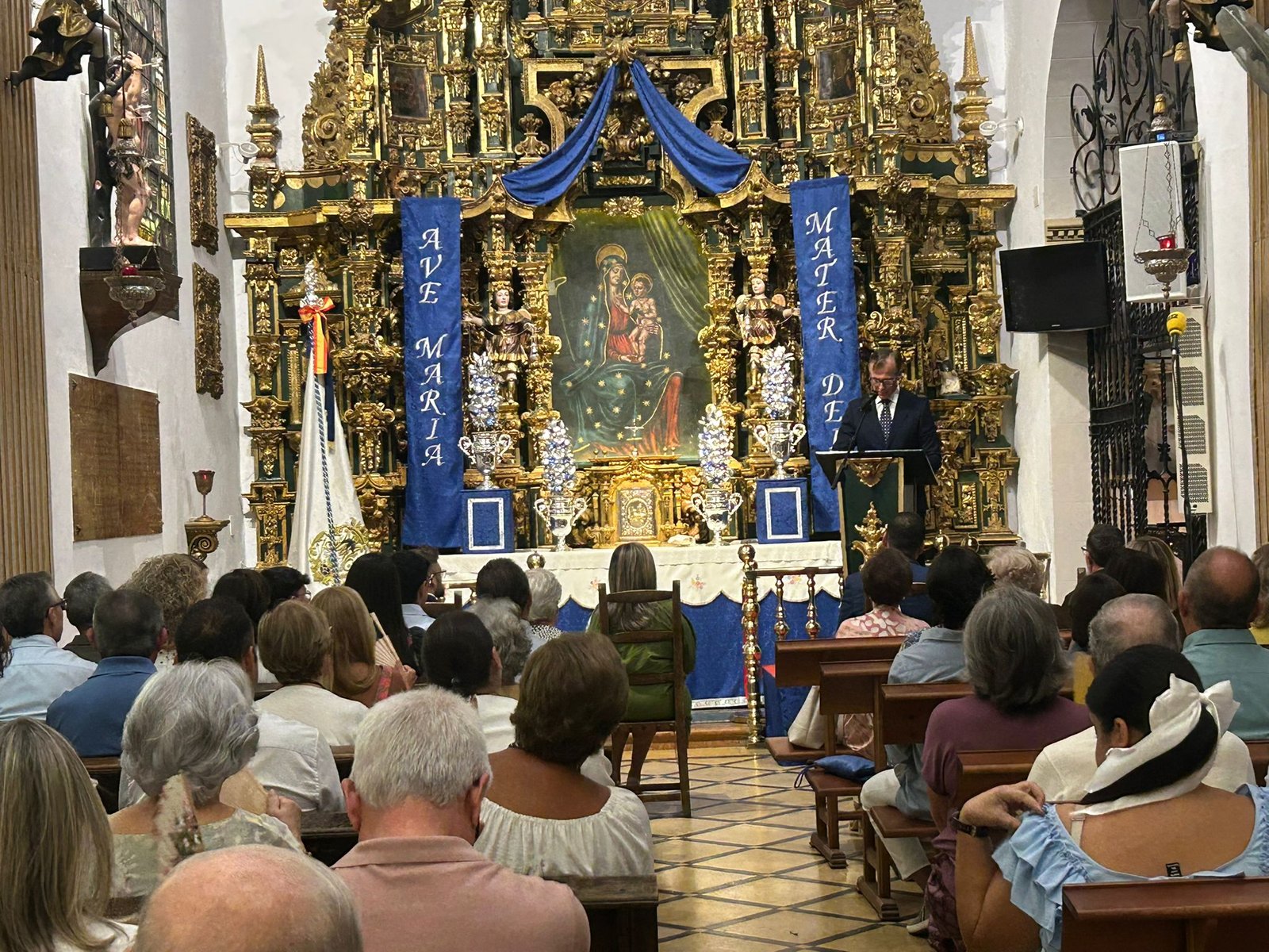 Rafael Navarro convierte el XV Pregón de la Virgen de Guadalupe en un sentido homenaje a la fe, la familia y las raíces