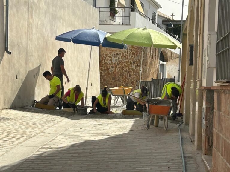 Baena reanuda las obras del PFEA 2025-2026 tras la suspensión por las altas temperaturas