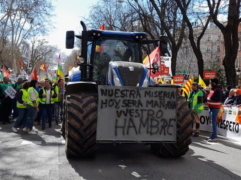 ASAJA, COAG y Unión de Uniones convocan una tractorada en Madrid el 28 de octubre abierta a todo el campo español