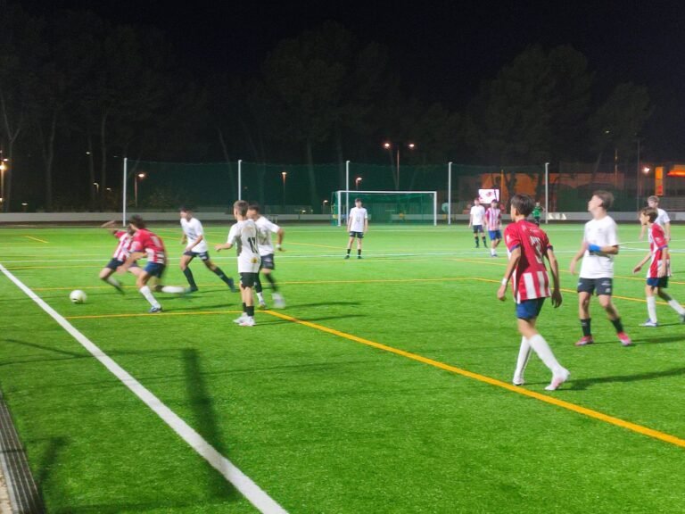 Reparto de goleadas en los derbis locales de fútbol y fútbol-7 aplazados por la Feria