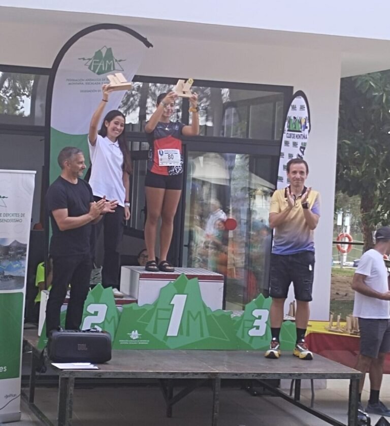 Doble podium para Sofía Bogas  (1ª) y Celia Barba (3ª) en la cuarta prueba de la Copa de Andalucía de marcha nórdica